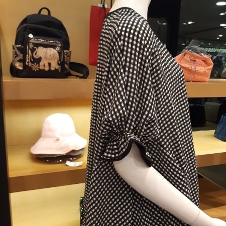 블랙 체크 블라우스