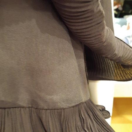 진주 민소매 블라우스