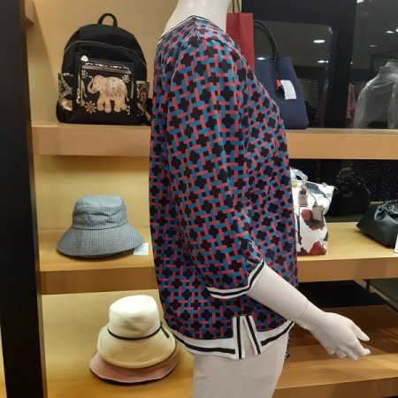 네모 나염 블라우스