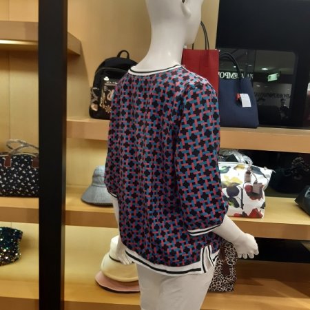 네모 나염 블라우스