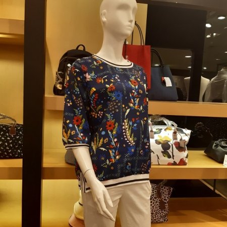 꽃밭 나염 블라우스