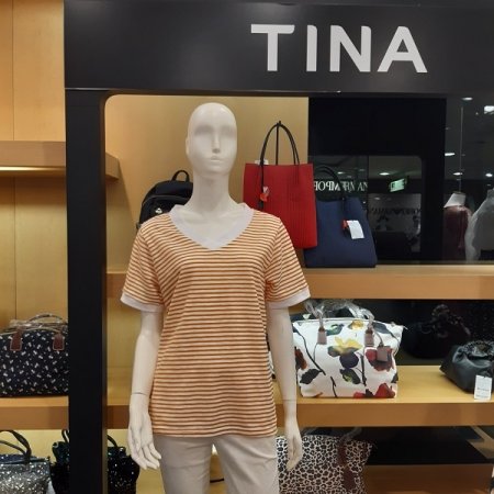 브이넥 단가라 티