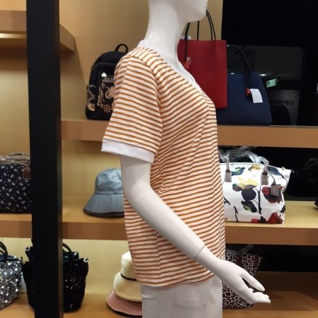 브이넥 단가라 티