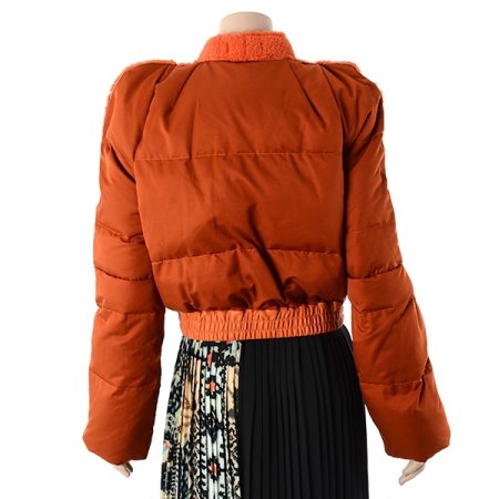 레아오리털패딩