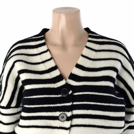 단가라 라인가디건