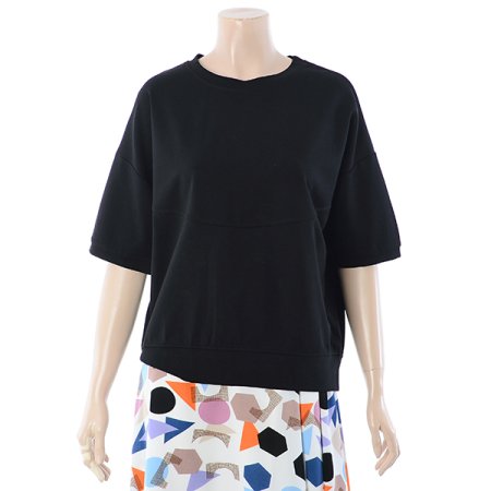 뒷단추라운드티셔츠