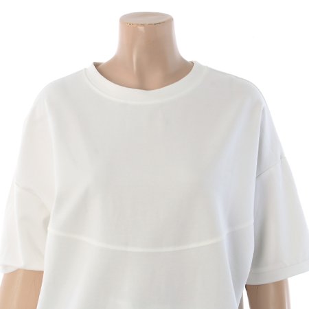 뒷단추라운드티셔츠