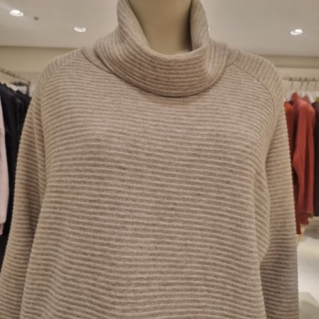 니트골지터들넥티셔츠