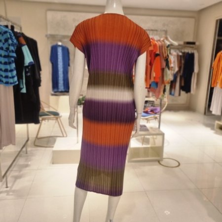 가로그라데이션 원피스