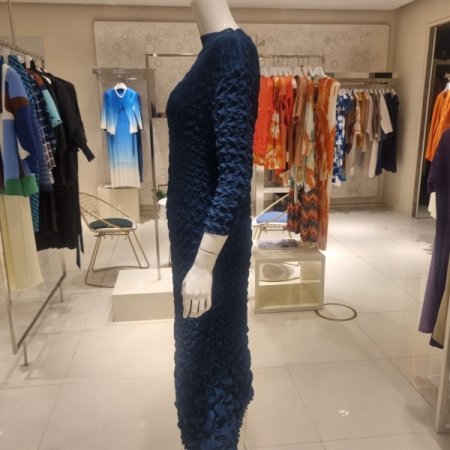 사각입체주름 원피스