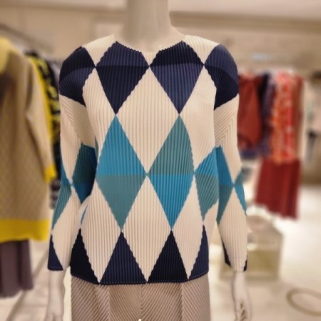 마름모패턴블라우스