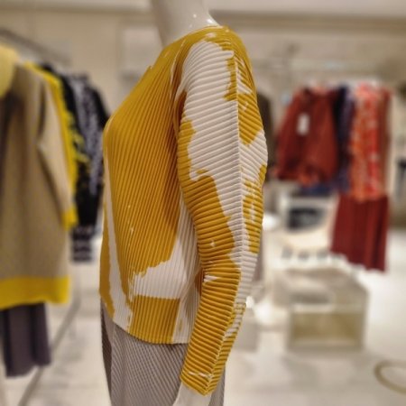 붓프린트티블라우스