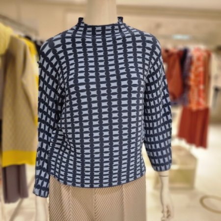 별프린트 홀먼티블라우스