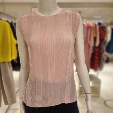 음영주름나시 티블라우스