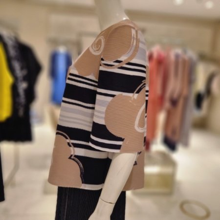 멀티스트라이프 꽃 티블라우스