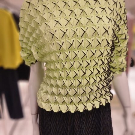 사각주름 루즈티블라우스