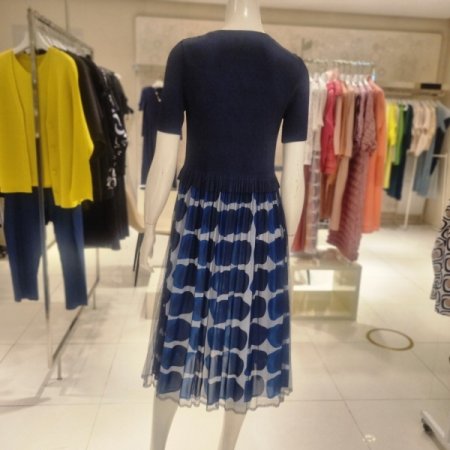 투톤스퀘어메쉬원피스