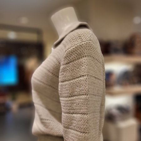 진주 단추 니트 티셔츠