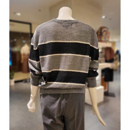 울 란운드 니트 티셔츠