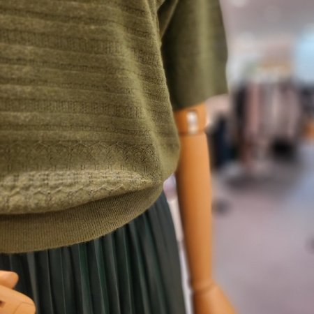 그린 반팔 니트 티셔츠