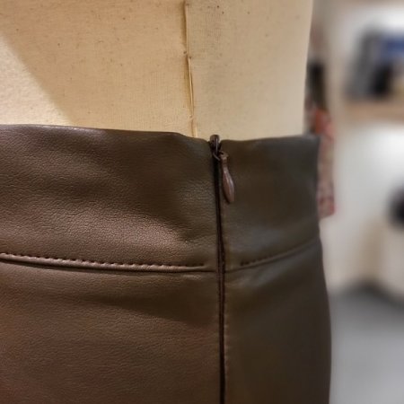 에코 가죽 스커트