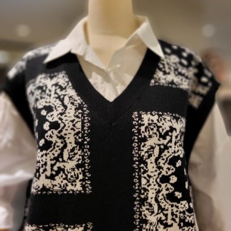 박시핏 니트 베스트