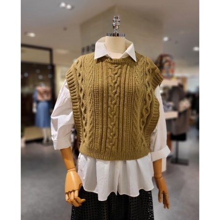 숏 니트 베스트