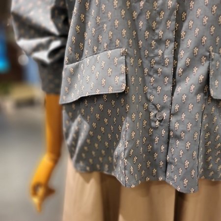 이중카라넥 블라우스