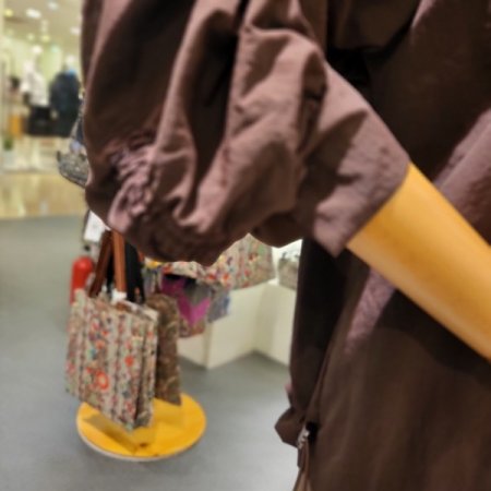 소매 셔링 블라우스