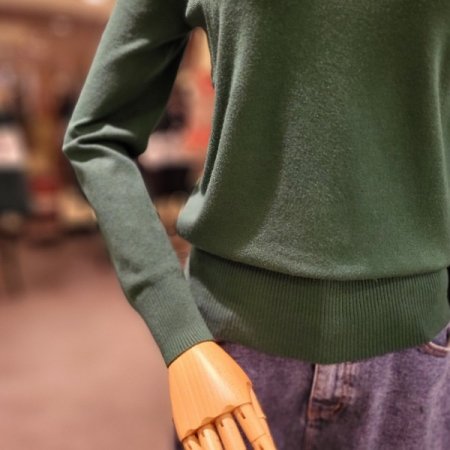 반 목폴라 니트 티셔츠