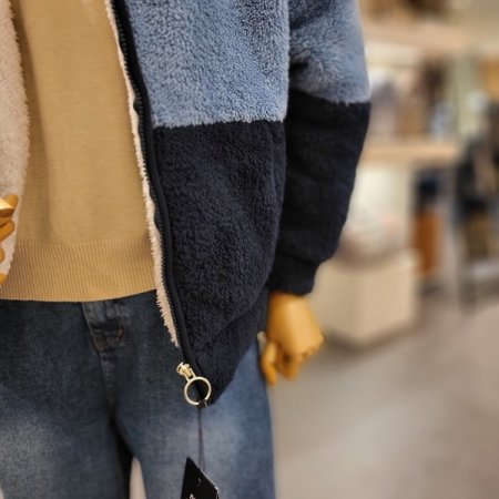 노이즈 후드 점퍼