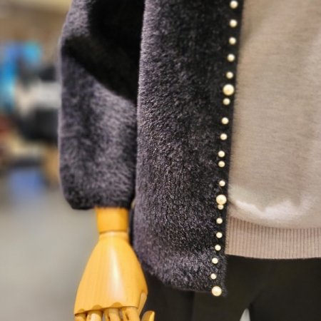 라운드넥 진주장식 가디건