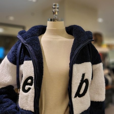 노이즈 후드 점퍼