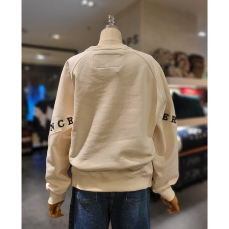 노이즈 라운드 티셔츠