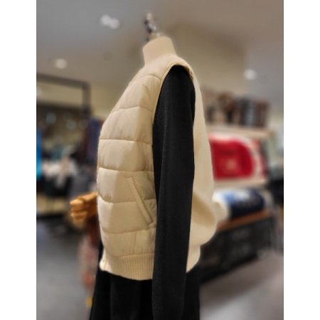 V넥 경량 베스트