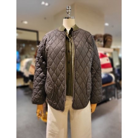 라운드넥 패딩 점퍼