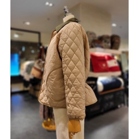 라운드넥 패딩 점퍼