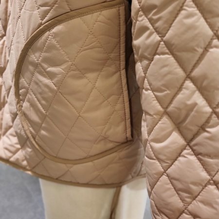 라운드넥 패딩 점퍼