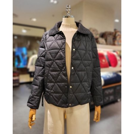 카라 경량 오리털 점퍼