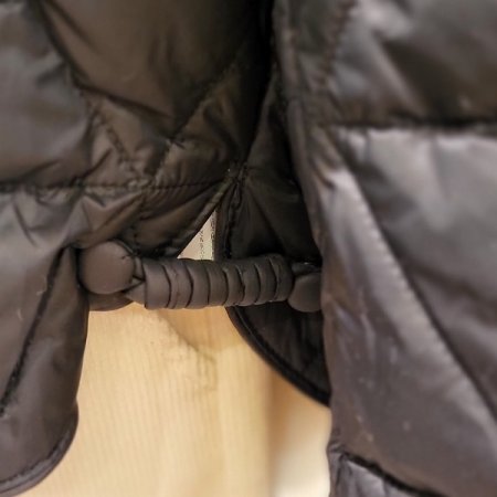 카라 경량 오리털 점퍼