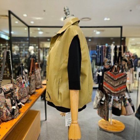 에코 가죽 베스트