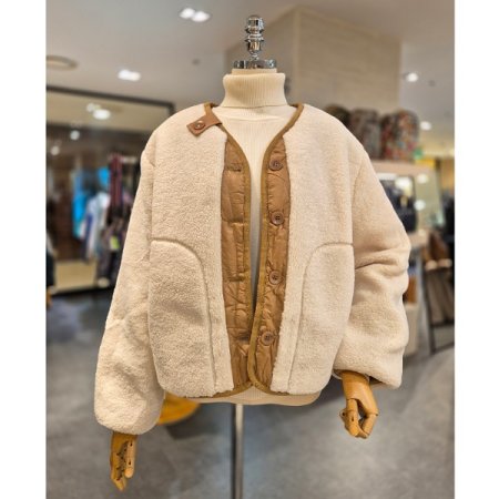 뽀글이 브이 점퍼