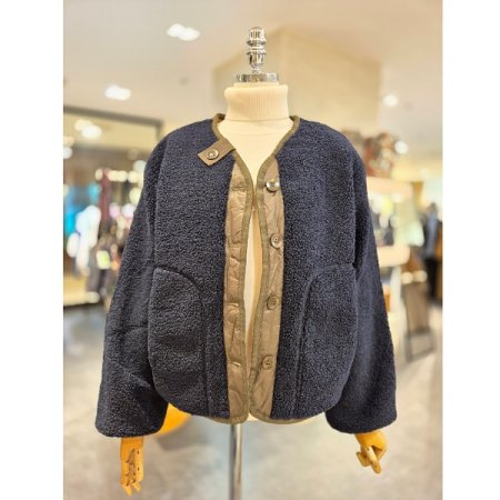 뽀글이 브이 점퍼