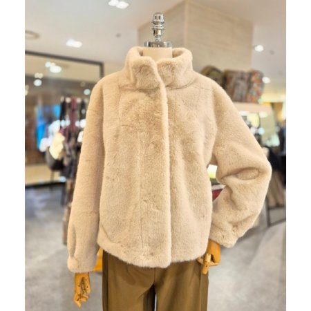 스탠드카라 무스탕