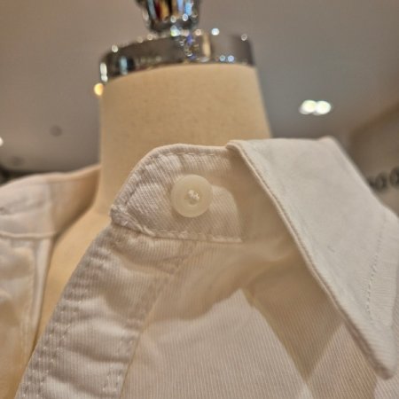 루즈핏 언발 카라 셔츠