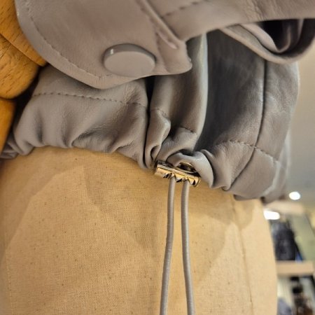 밑단 스트링 루즈핏 레더점퍼