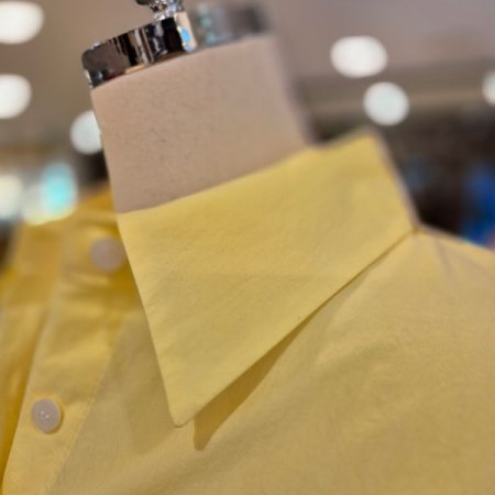 뒷면 덧단 루즈핏 카라 셔츠