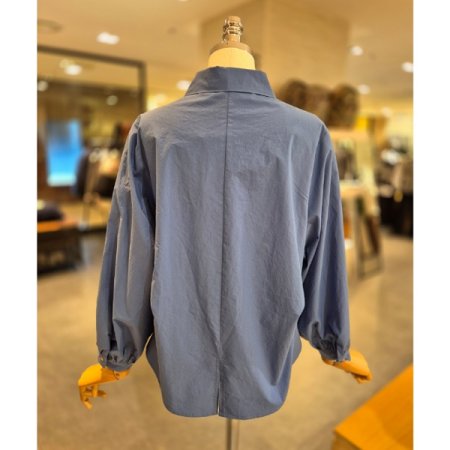 옆셔링 벌룬소매 셔츠