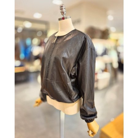 밑단 스트링 라운드 레더 점퍼