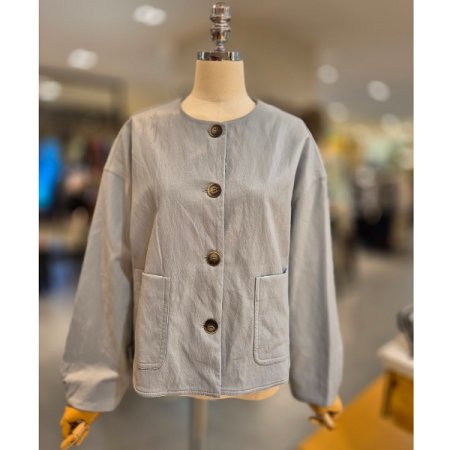 핀턱주름 라운드 레더 점퍼